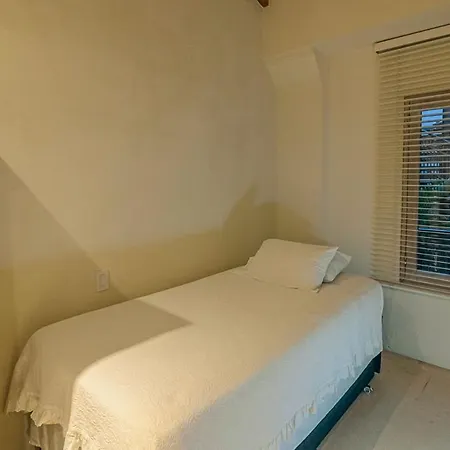 Moderna Casa Colonial En El Corazon De Сasa de vacaciones